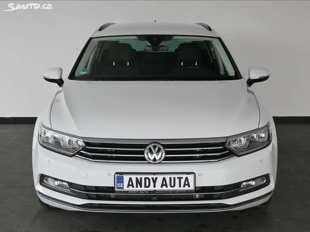 Volkswagen Passat 2,0 TDI 140kW DSG 4x4 Comfortl Image 2