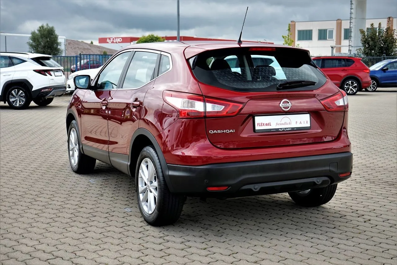 Nissan Qashqai 1.2 DIG-T...  Image 2