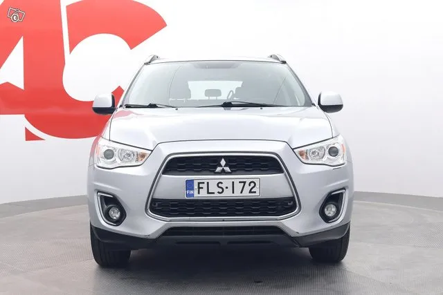 Mitsubishi ASX 1,6 Cleartec Invite - Uusi kytkin / ajamattomat nastarenk. / Vakkari Image 8