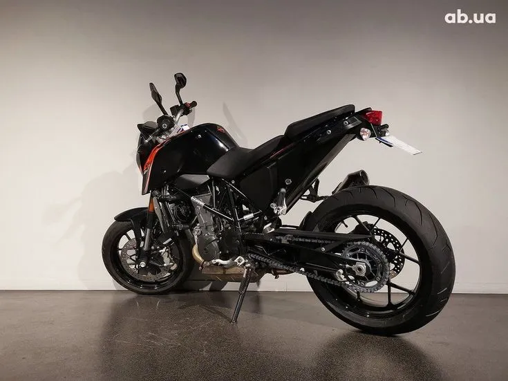 KTM Duke Image 8